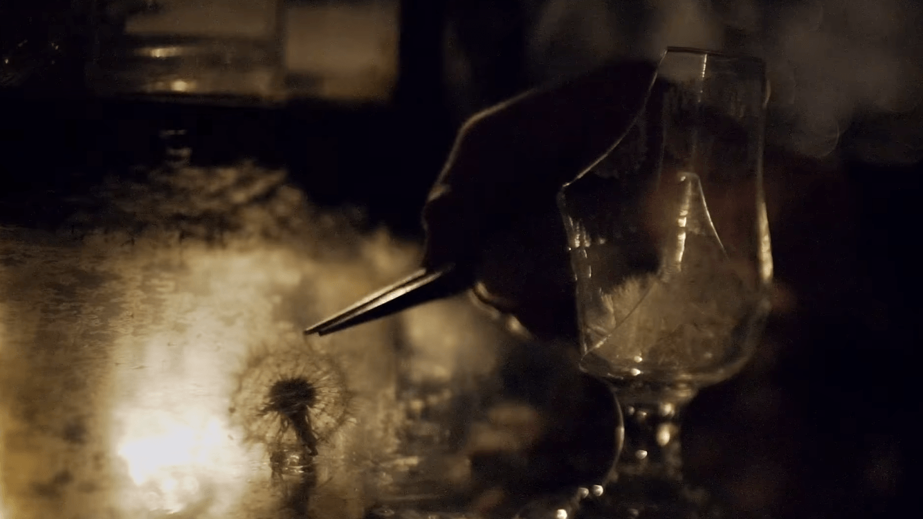 #18_QB_Leffe commercial