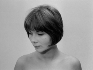 #23_MM_Une femme mariée_01