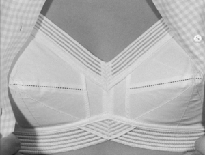 #23_MM_Une femme mariée_03